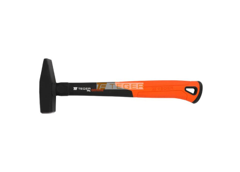 Młotek ślusarski z trzonkiem fiberglass 500 g Extreme / TEGER Młotek ślusarski z trzonkiem fiberglass 500 g Extreme / TEGER